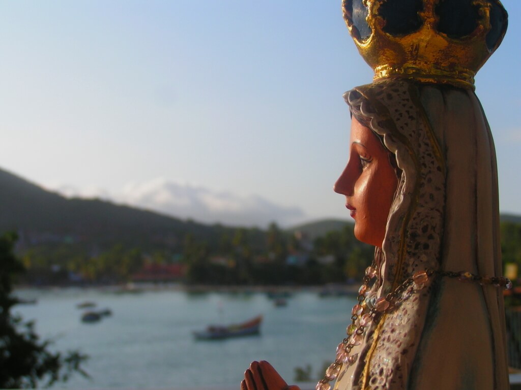 La "Virgen del Valle" - Protettrice dei pescatori e patrona del Venezuela orientale - Scopri la storia e la cultura dell'arcipelago di Los Roques con Posada Macondo nelle tue vacanze